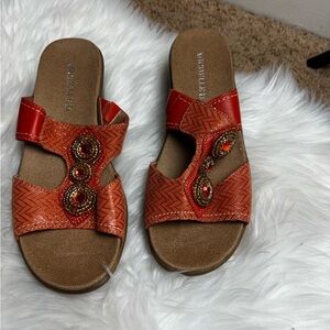Michelle D burnt orange low wedge sandals new but has sticker residue